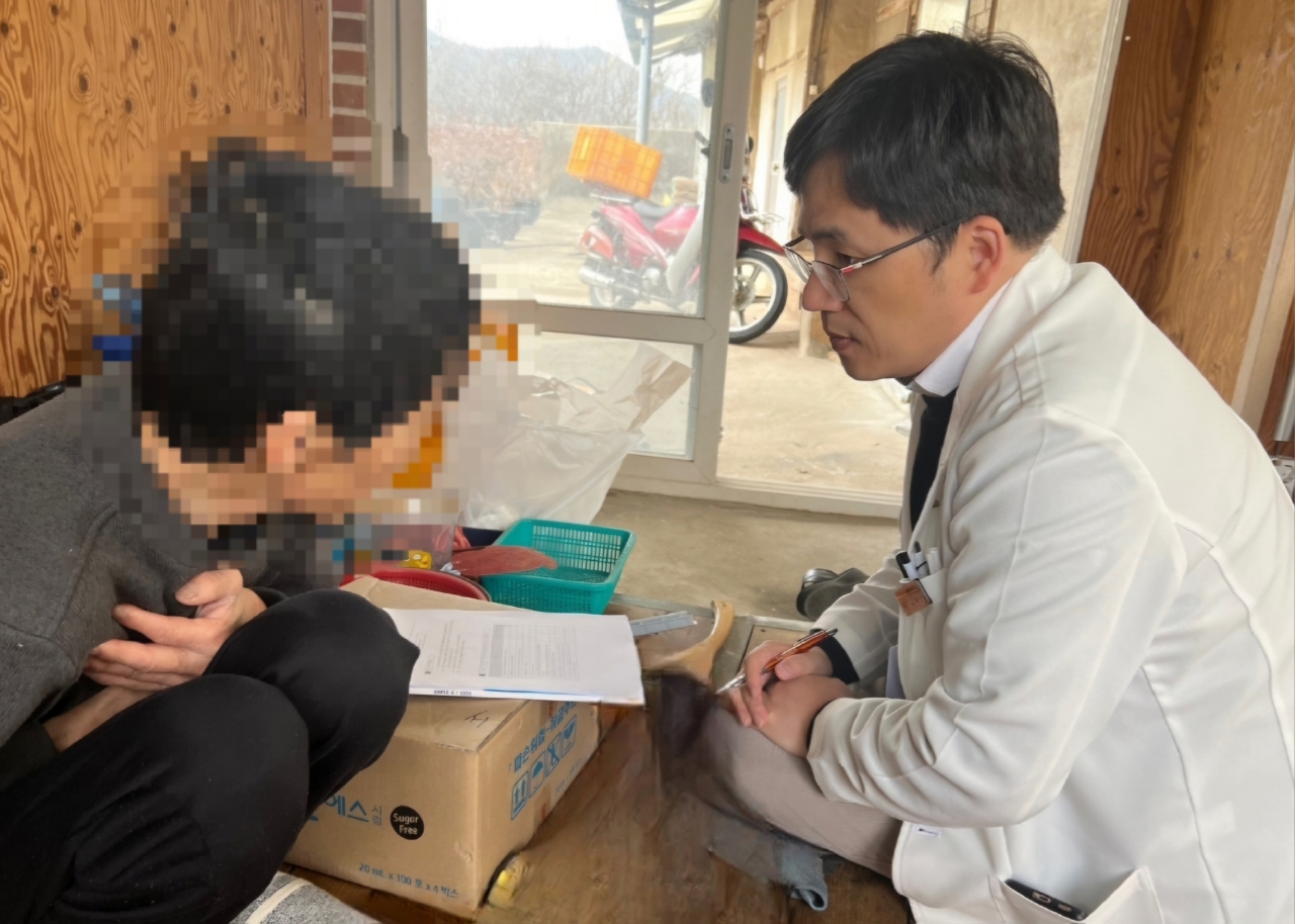 영광군, 거동불편 어르신 방문의료 지원 시작