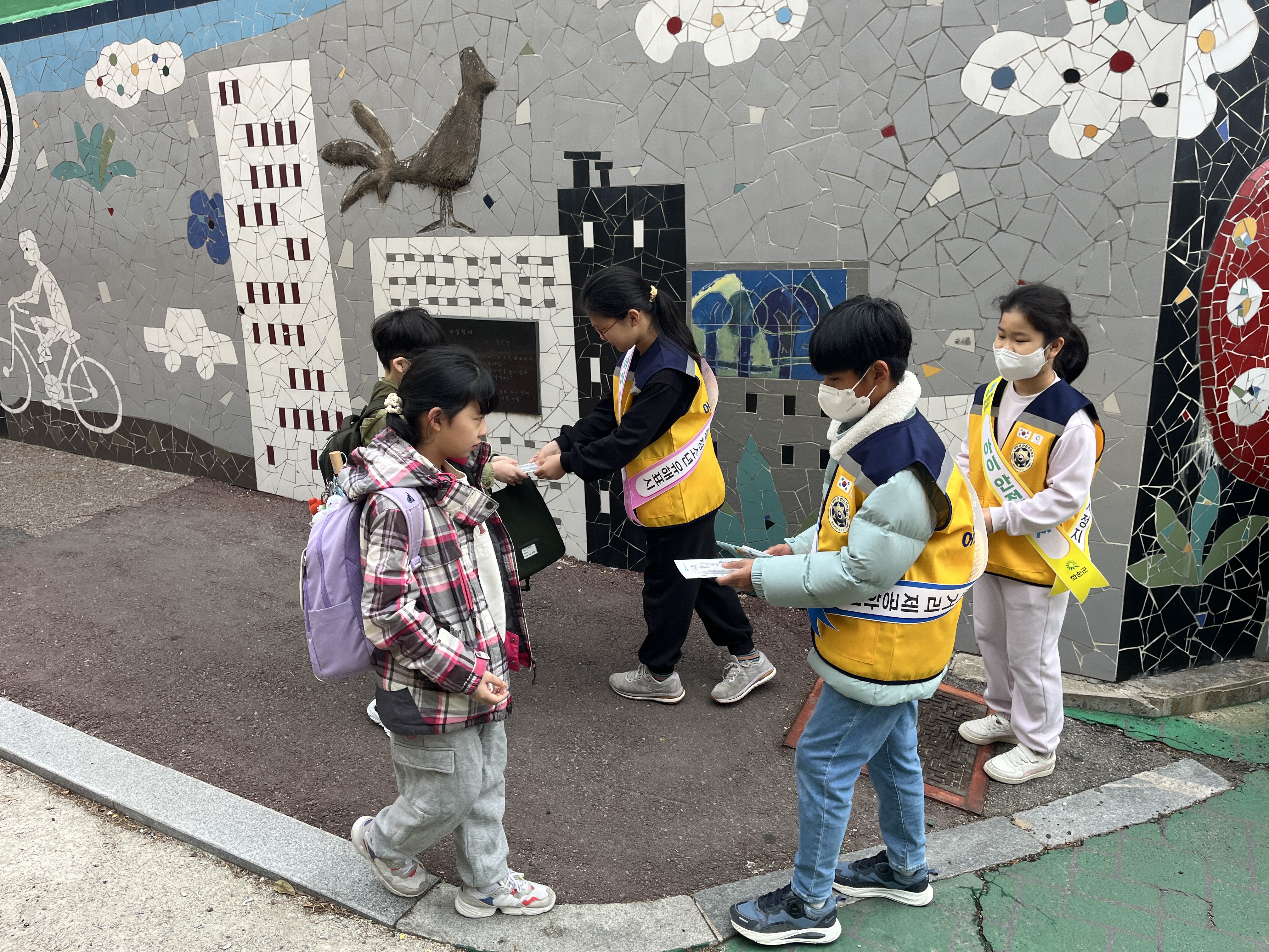 화순군, ‘아이 먼저’ 어린이 안전 캠페인 실시
