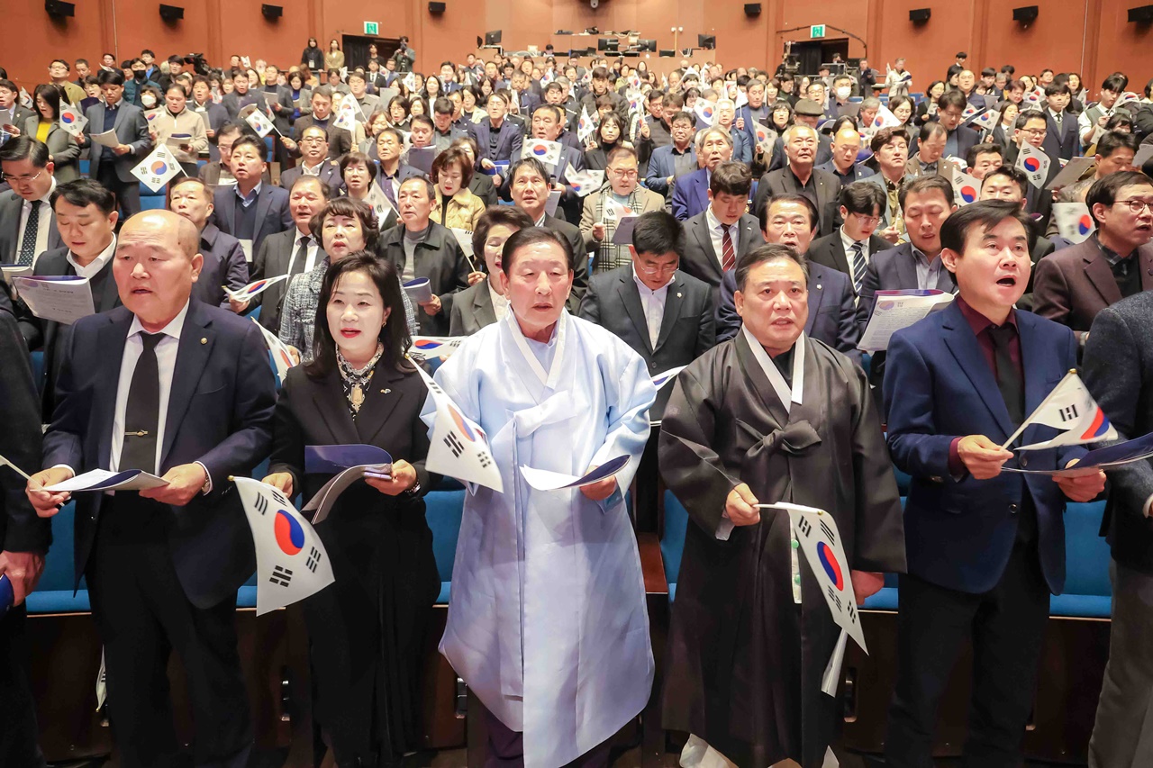 함안군, 제106주년 31절 기념식 거행