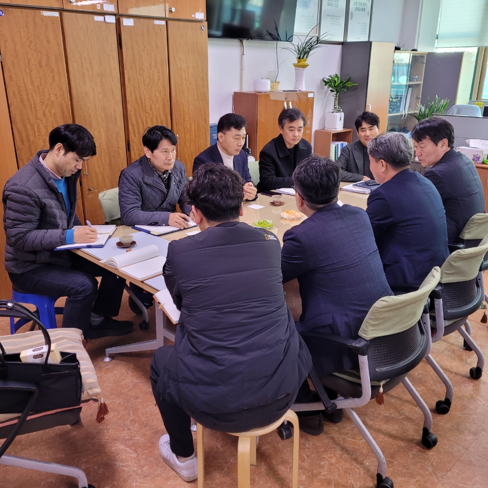 “더 빠르고 더 정확하게! 하동군 민원 혁신, 타 지자체도 주목”