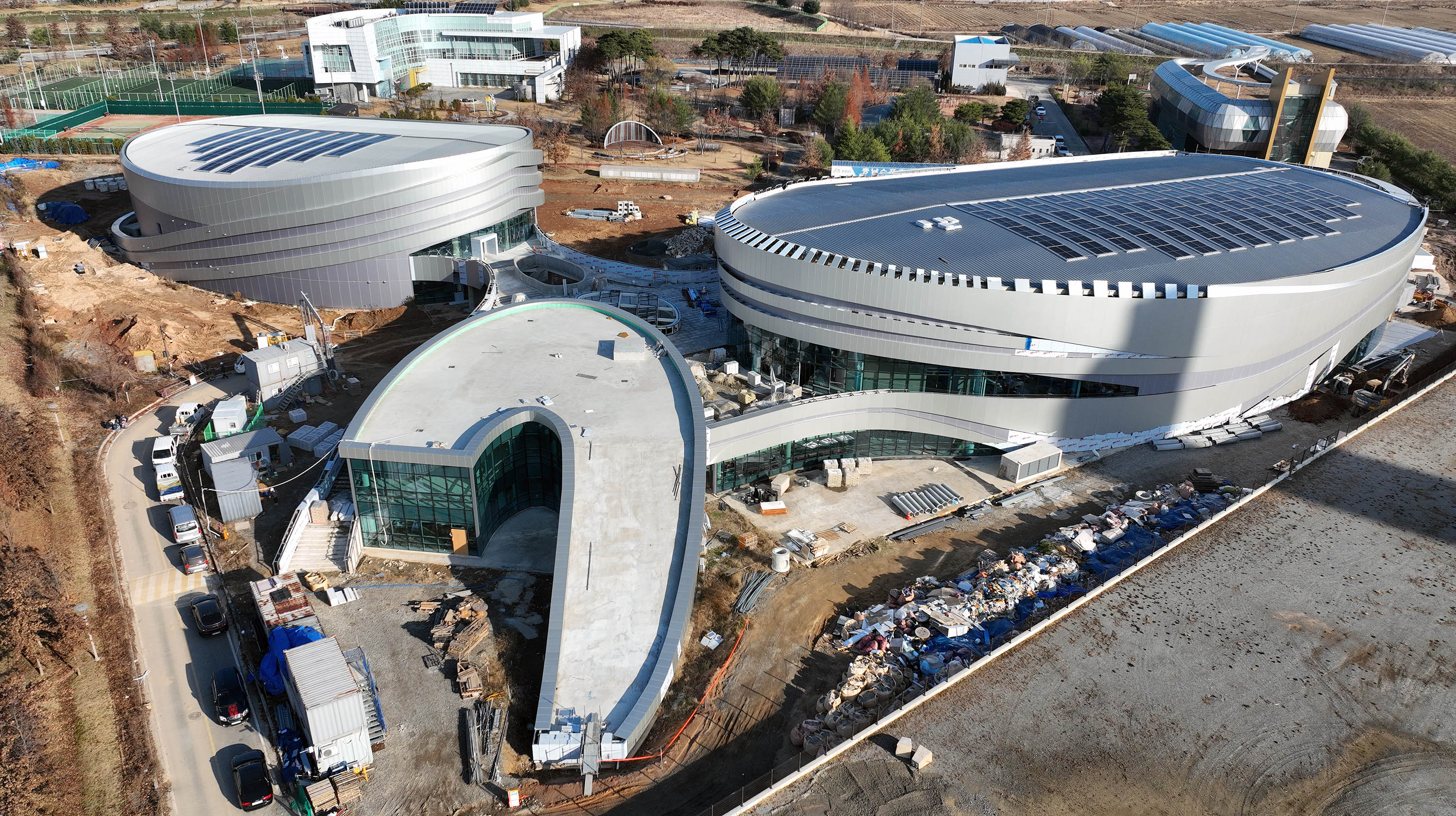 충남스포츠센터 ‘8월 준공’ 최선