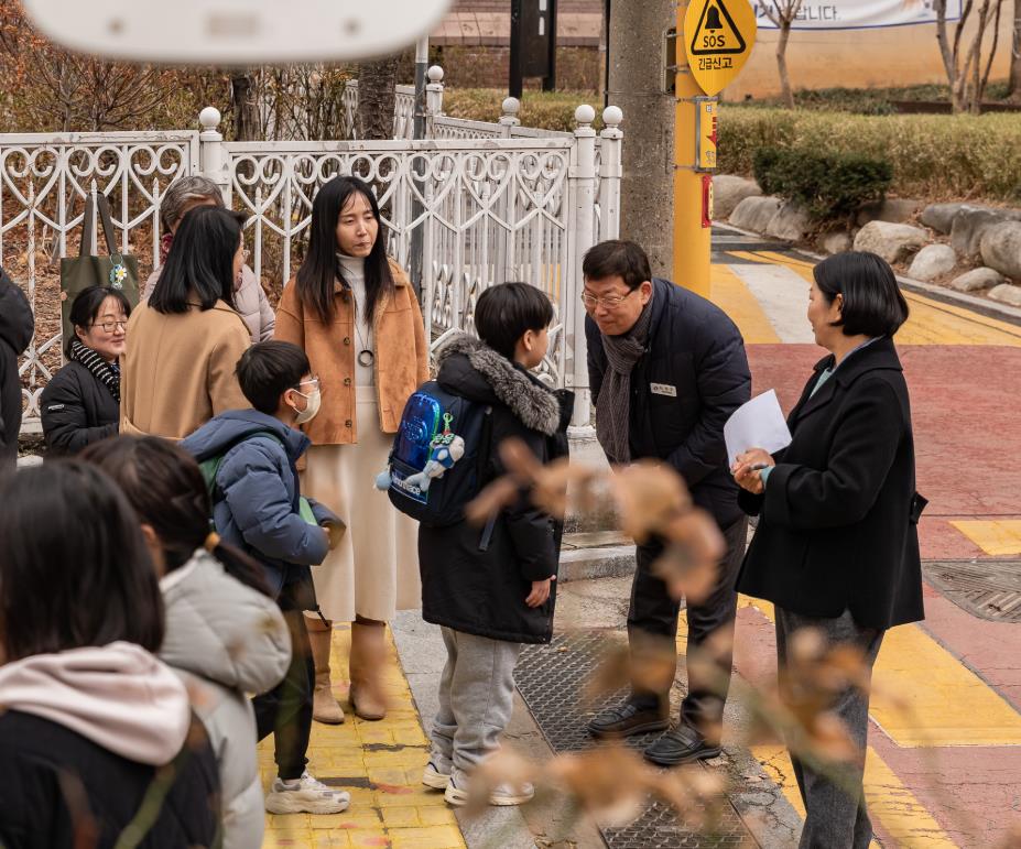 광진구, 2025년에도 학교 앞 소통 이어간다!