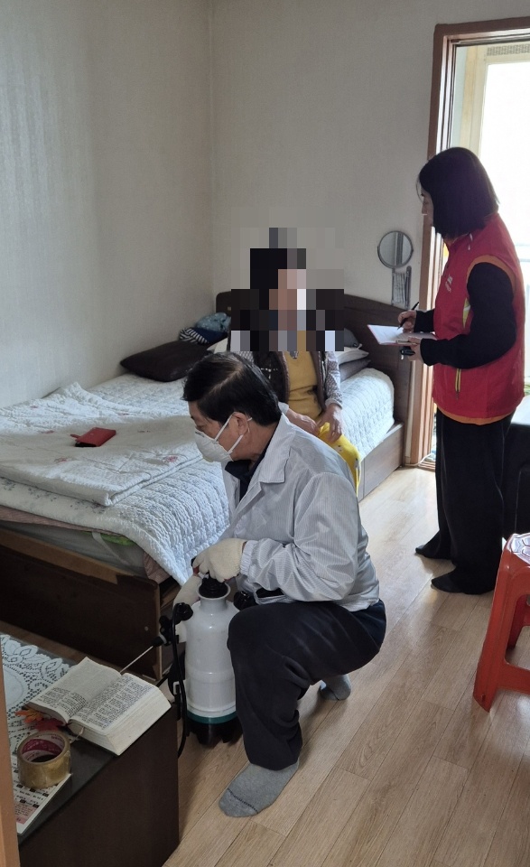 연수3동 지사협, ‘가가호호 홈클린 지원 사업’ 진행