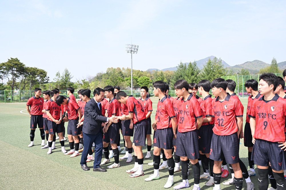 구인모 거창군수, 제64회 경남도민체전 참가선수 훈련장 격려 방문