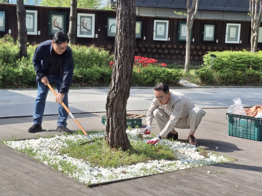 오산시 중앙동 주민자치회 환경정화 활동 전개