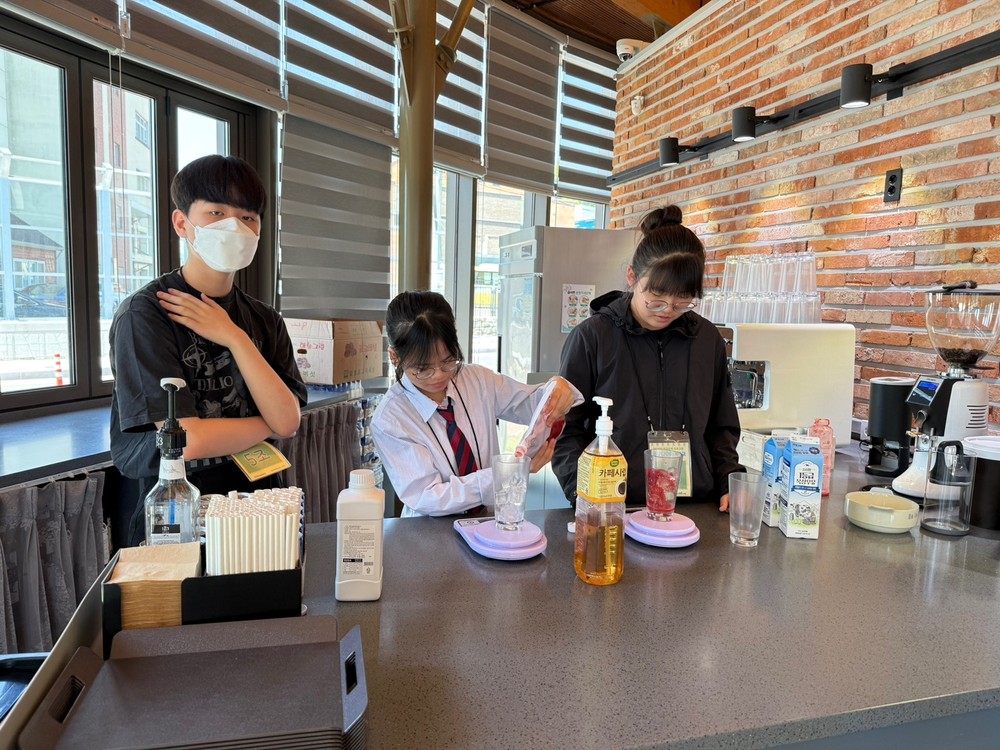 2025년 당진청소년카페 수다벅스 2호점 고대중학교와 학교 연계 프로그램 꿈잡(JOB)학교 운영