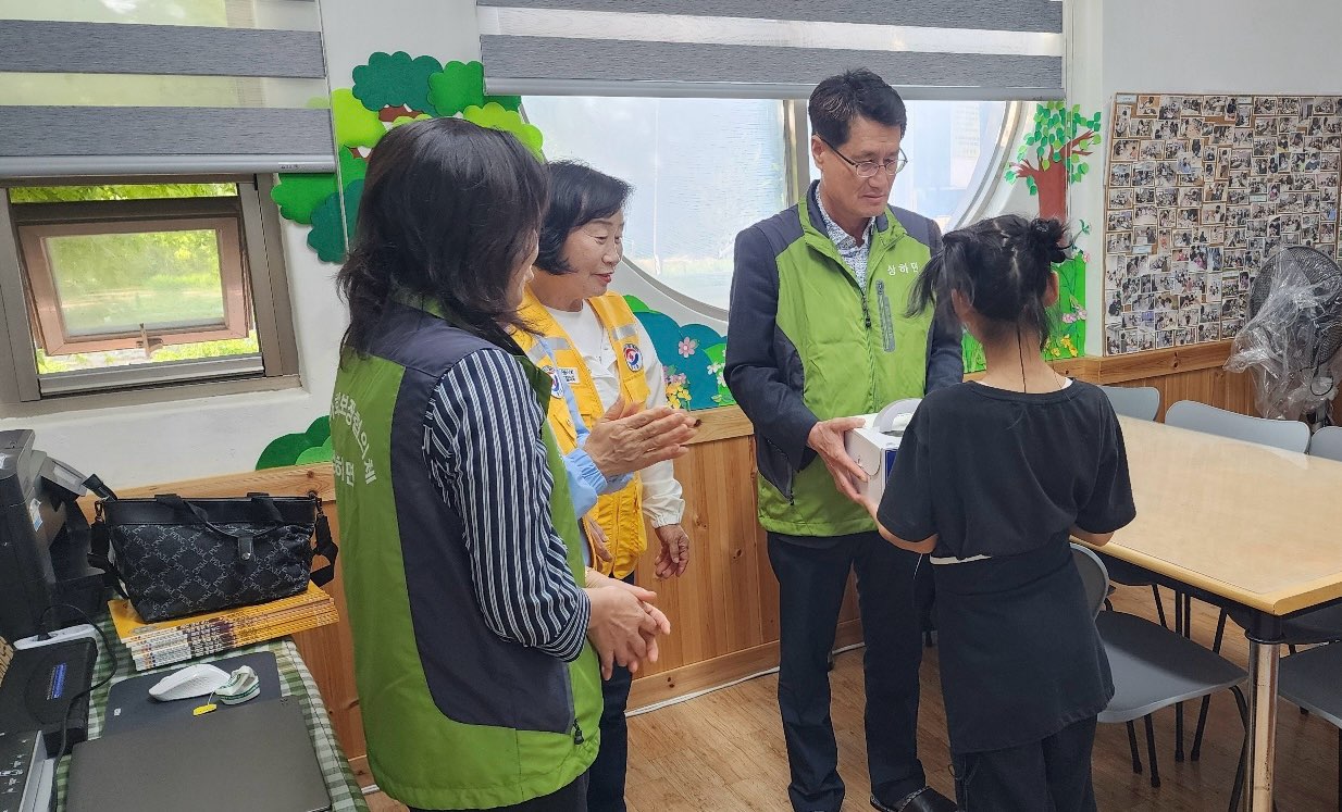고창군 상하면 어린이날 맞이, 케이크 전달