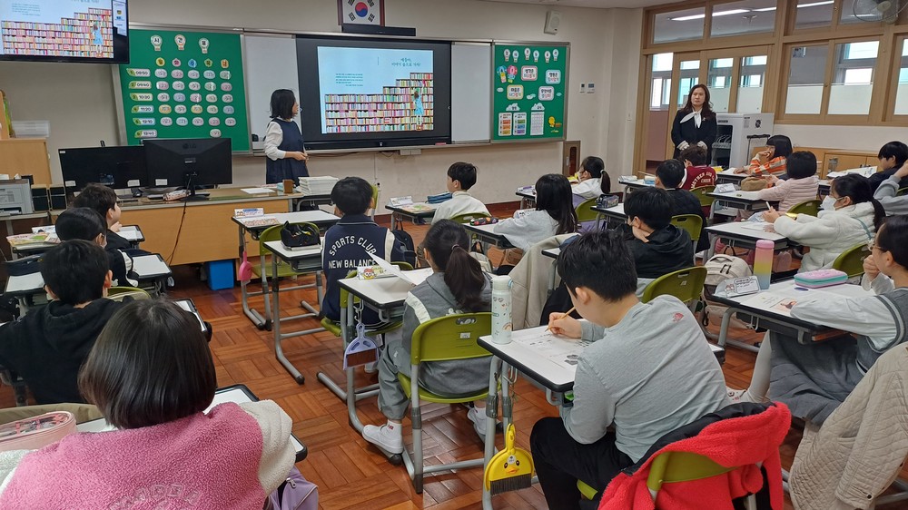 수영구, 찾아가는 책교실 – 오늘 책 뭐 봄?