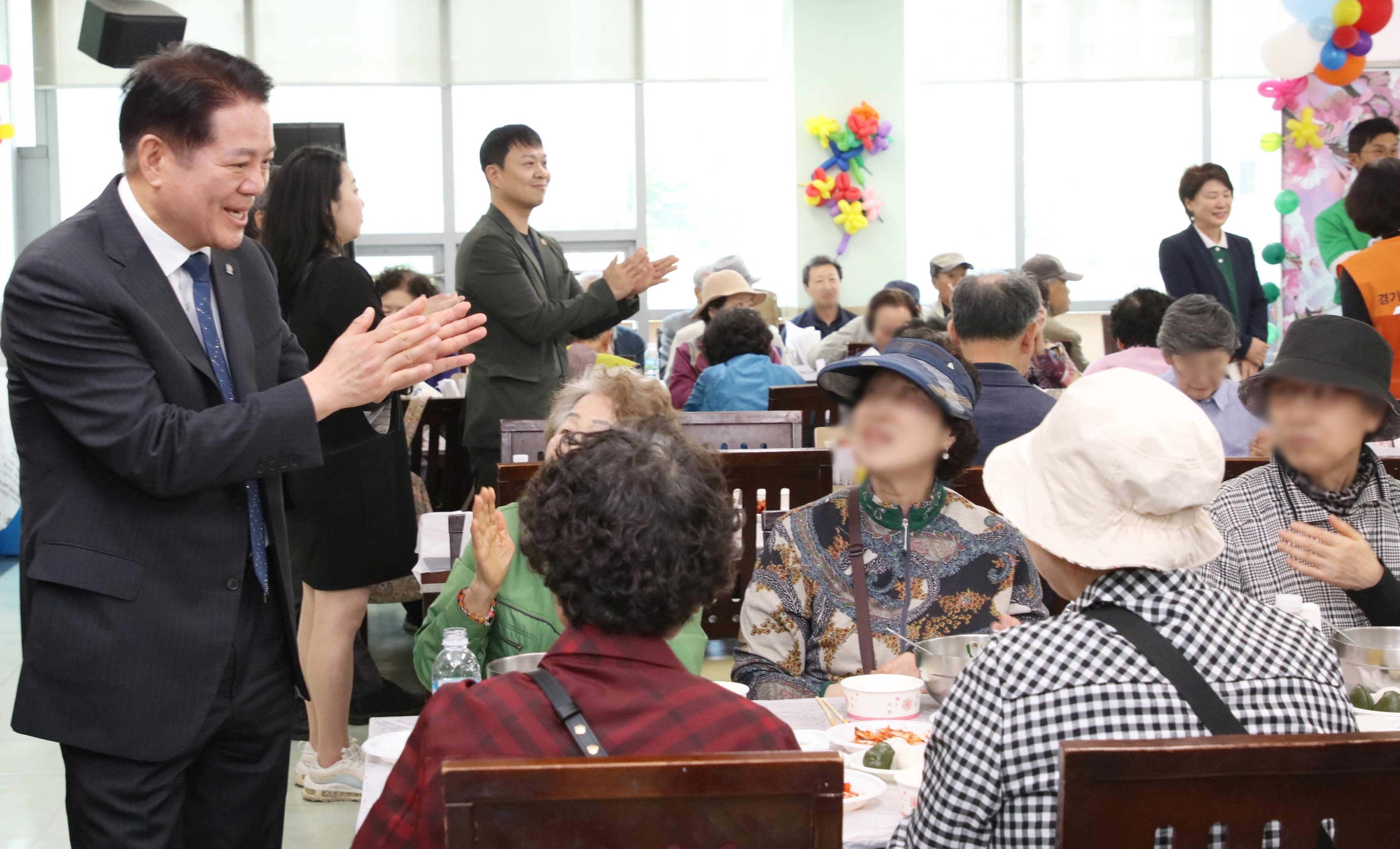 안양시, 31개 동 어르신 위한 ‘경로잔치’ 개최