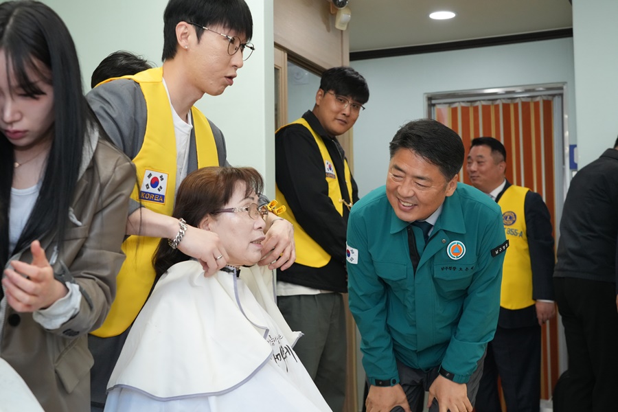 대연라이온스클럽, 창립 제51주년 기념 이·미용 봉사 진행