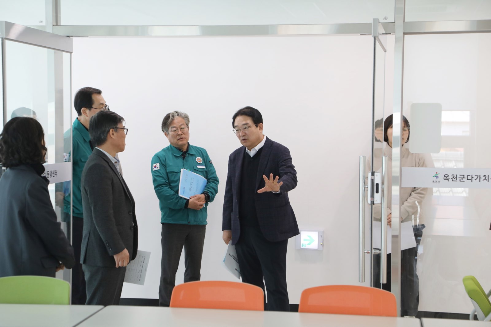 황규철 옥천군수, 옥천군 도시재생 뉴딜사업 ‘다(多)가치동행센터’현장 점검