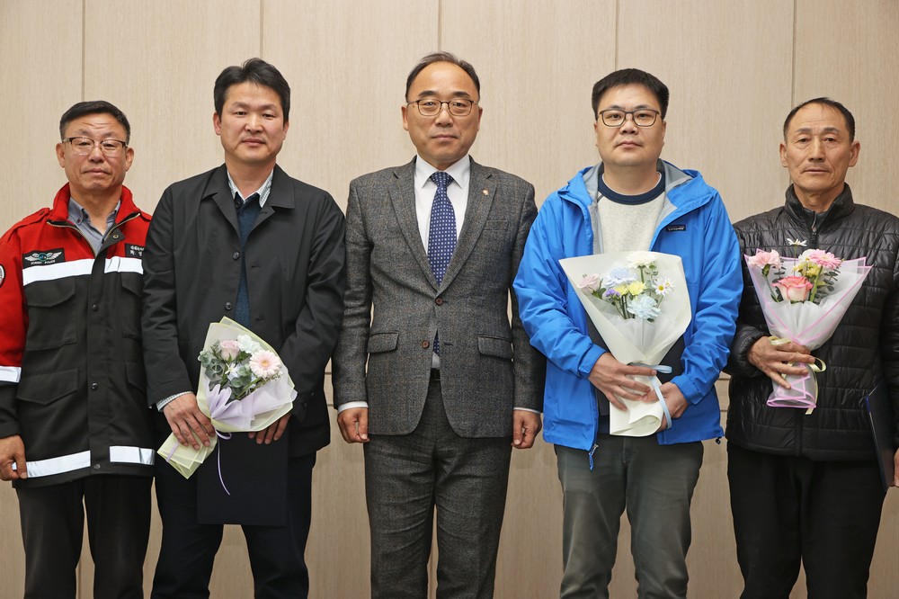 서면 내현리 산불 초동대처 유공자 표창 수여