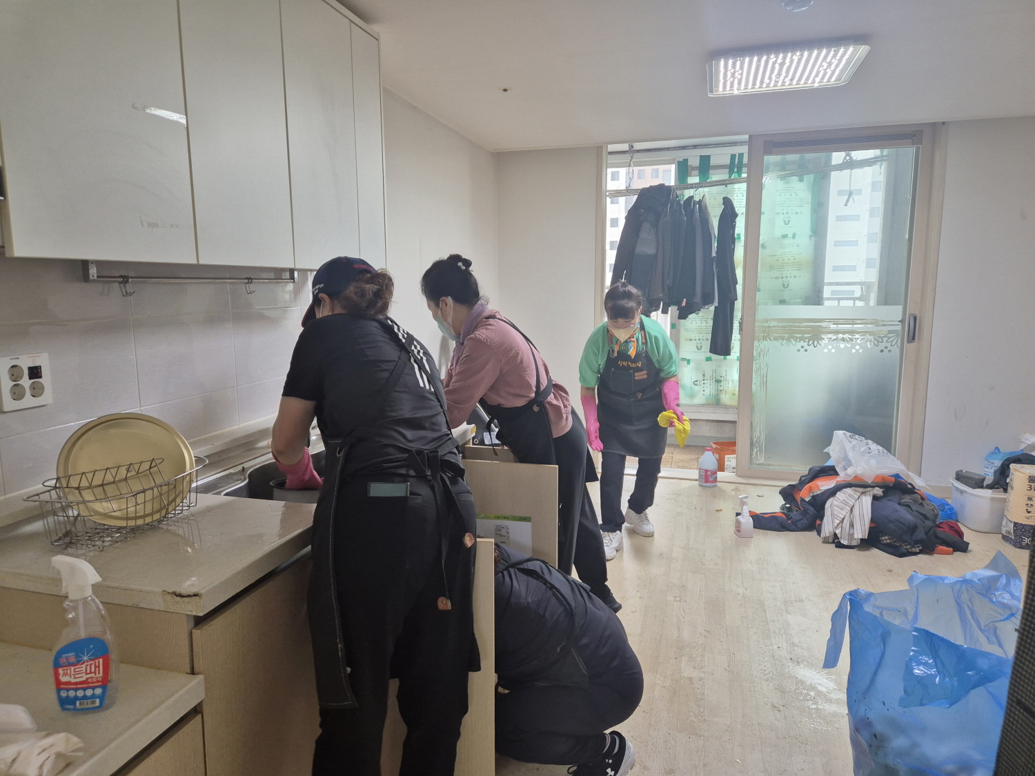 공주시 월송동 신박정리단, 장애인 가구 방문 청소 봉사