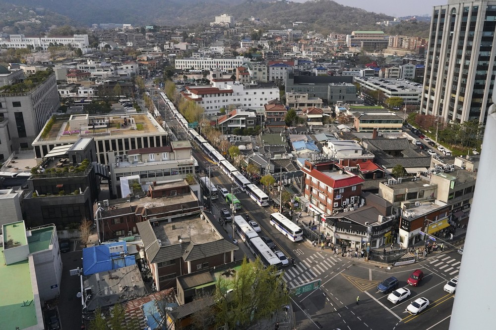 “헌재 차벽 철수” 종로구, 주민·상인 일상 회복 앞당긴다