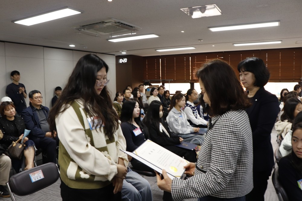 송파구, 아동·청소년참여위원 40명 위촉…활동 시작!
