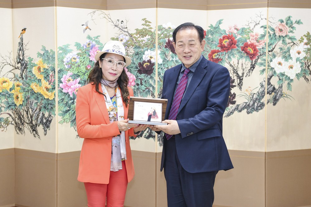 한국화의 거장 김영화 화백, 문경시 홍보대사 위촉
