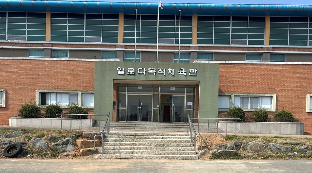 무안 일로읍, 일로다목적체육관 입구 앞 계단 교체해 주민편의 증진
