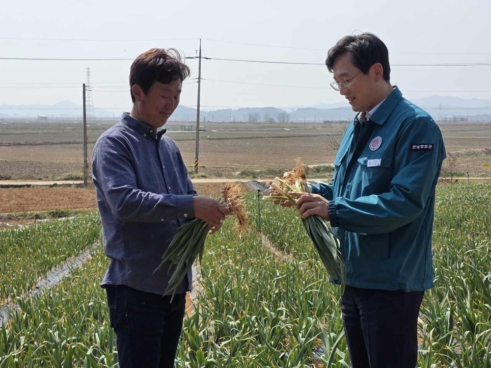 우승희 영암군수, 농가-기업 상생 계약재배 현장 찾아