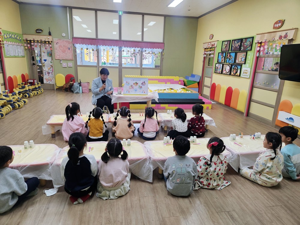 곡성군 어린이급식관리지원센터 실험·실습 교육프로그램 운영
곡성군“나는야 푸드탐험대 ! 덜 달게 더 멋지게!