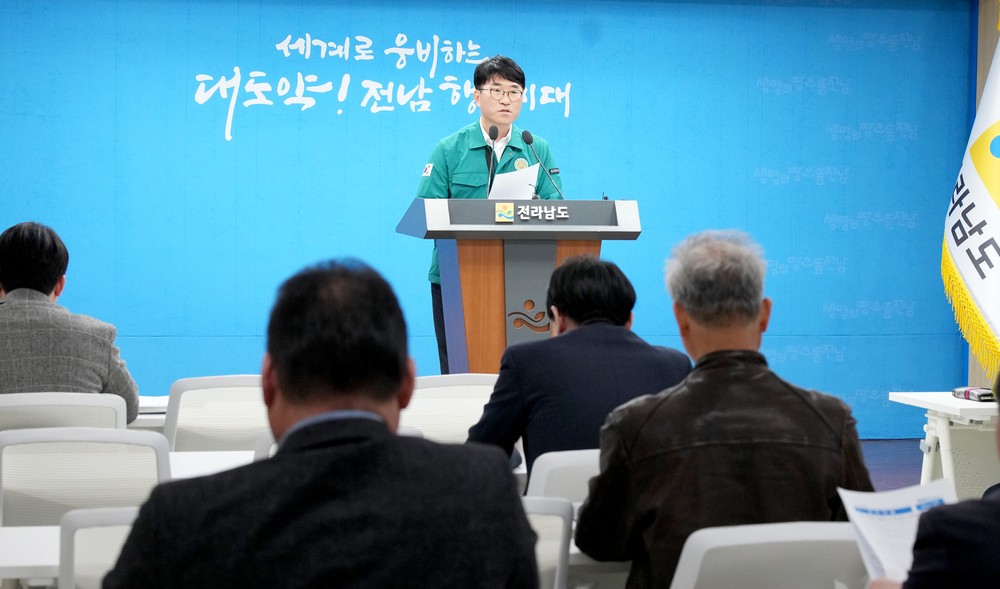 무안 돼지농장 3곳서 구제역 발생…신속 초동 방역