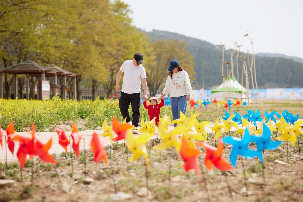 2025 화순봄꽃축제와 함께하는 “동복면 연둔리숲정이 ‘쉼,’여행” 성공적 출발