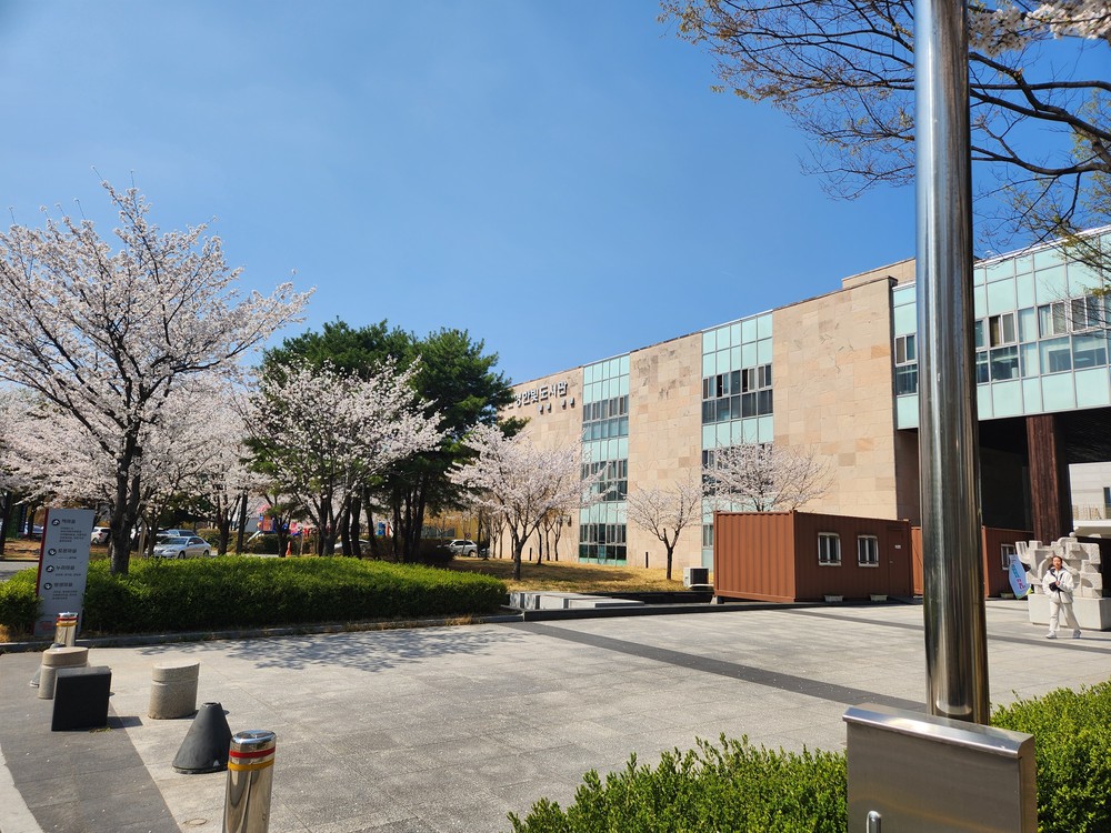 진영한빛도서관, 정부 공모사업 잇단 선정
