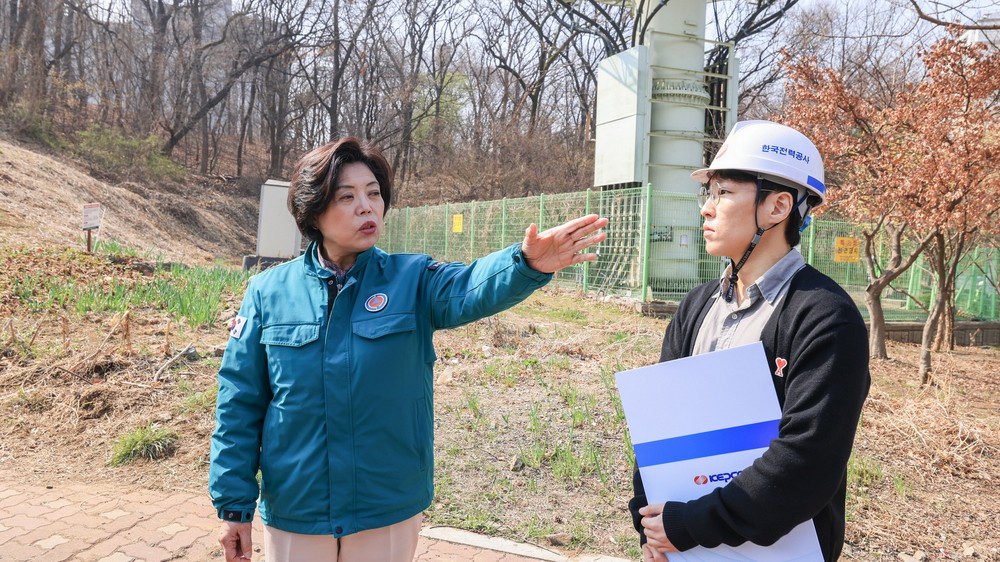 신계용 과천시장, 지식정보타운 송전선로 지중화·단설중학교 신설 ‘직접 챙긴다’