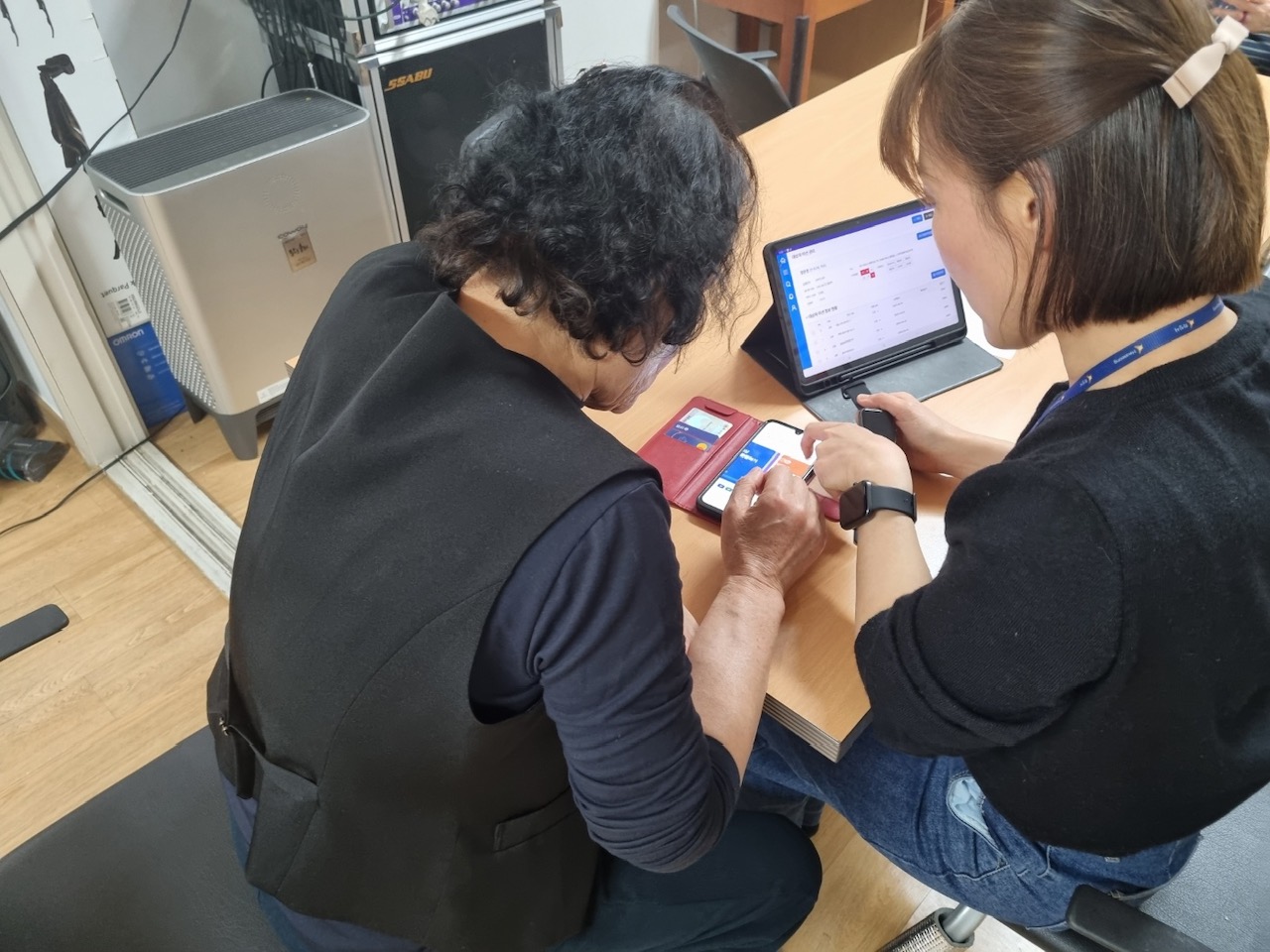 화성특례시, 인공지능(AI)·사물인터넷(IoT) 활용 ‘건강경로당 사업’ 시작