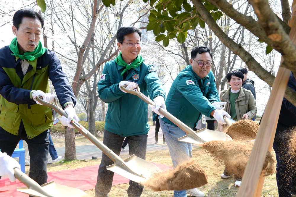 광산구, 더 나은 민생의 길 나무심기 행사 진행