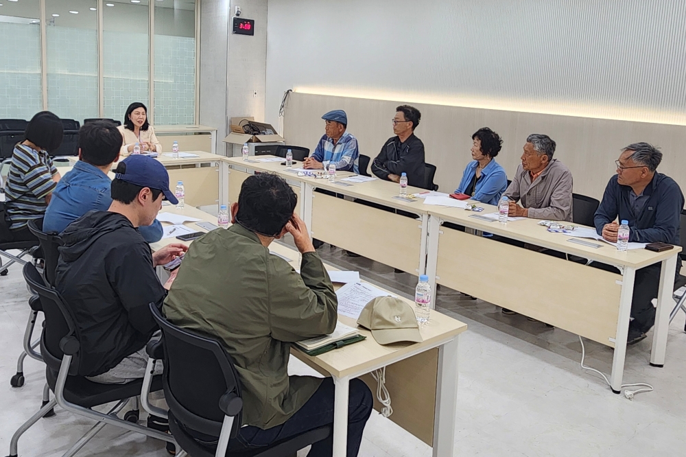 민관 머리 맞대어 곤충산업 밑그림 그린다