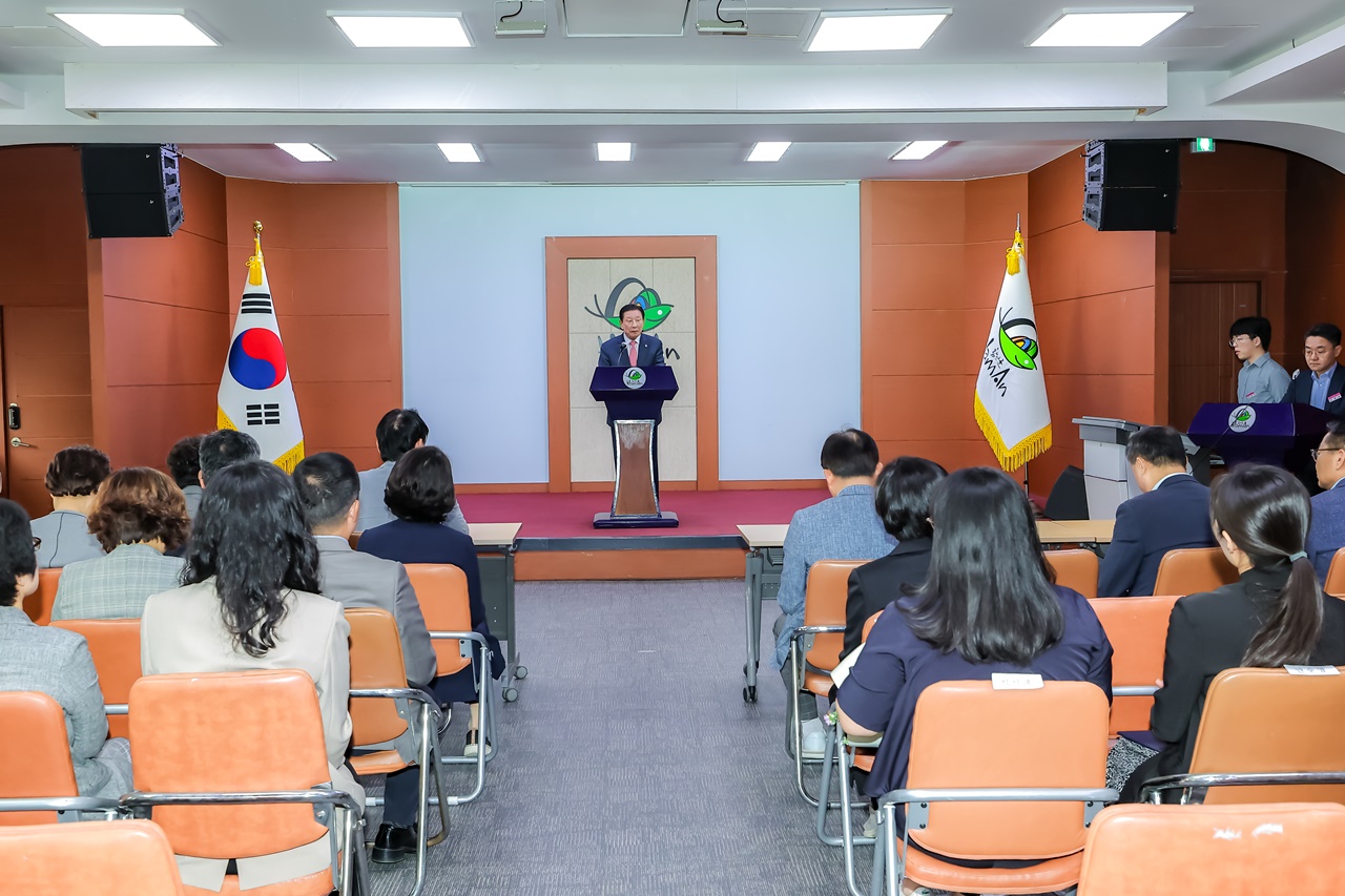 조근제 함안군수, 5월 정례조회 주재