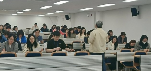 화성특례시, 고독사 예방 읍면동 관리체계 강화 교육 실시