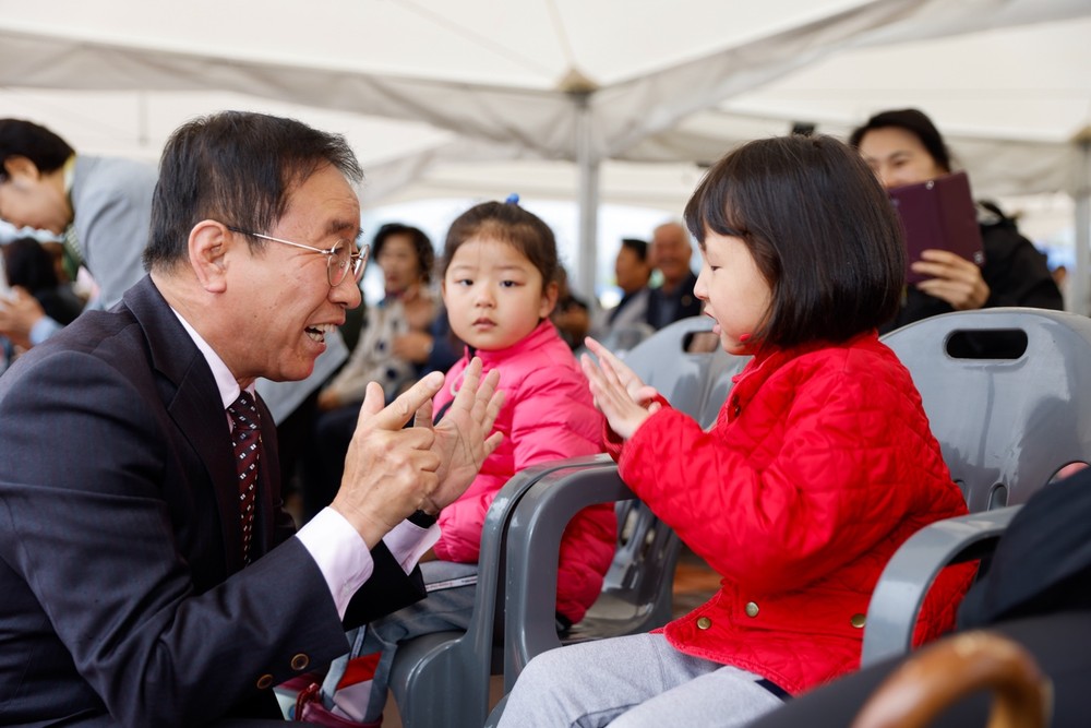 단양 열린광장에 웃음이 피었다… 제103회 어린이날 축제 성료