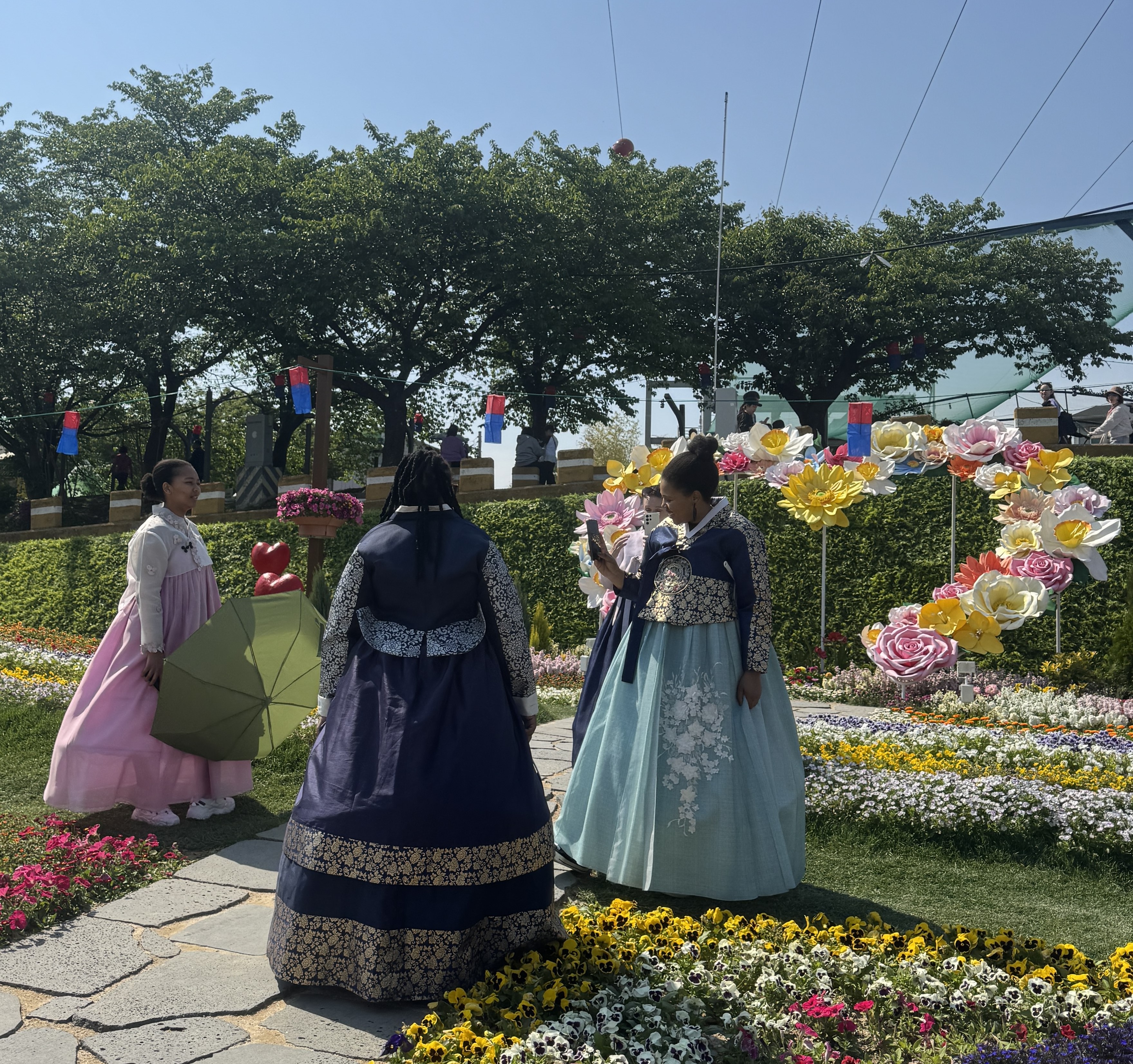 제95회 남원 춘향제, 전통의 멋을 입는 한복 무료체험