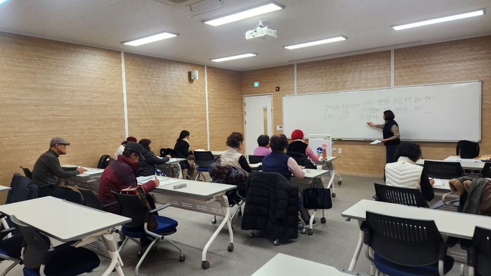 음성군 평생학습관, 성인검정고시 수험생 16명 합격