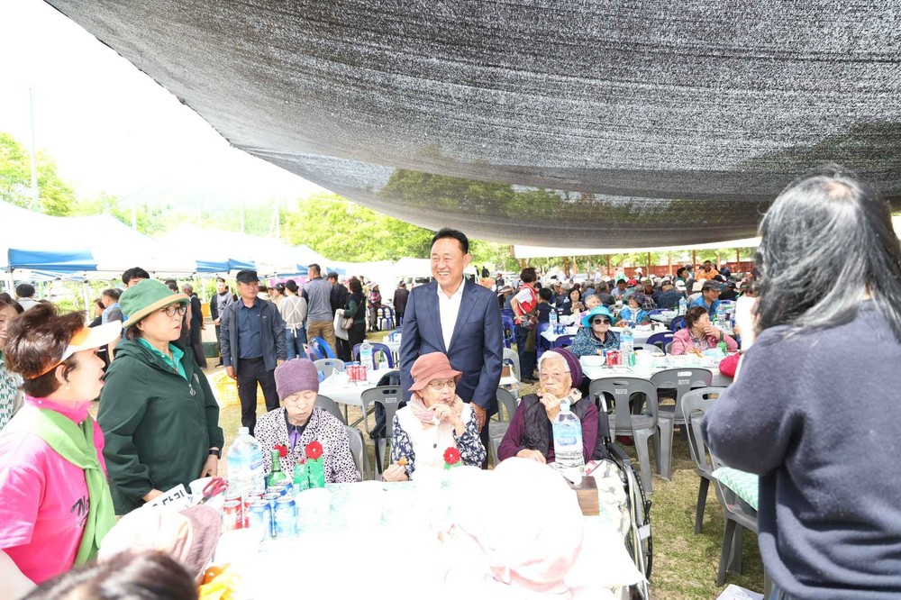산북면, “제53회 어버이날 기념 경로잔치” 성황리에 개최