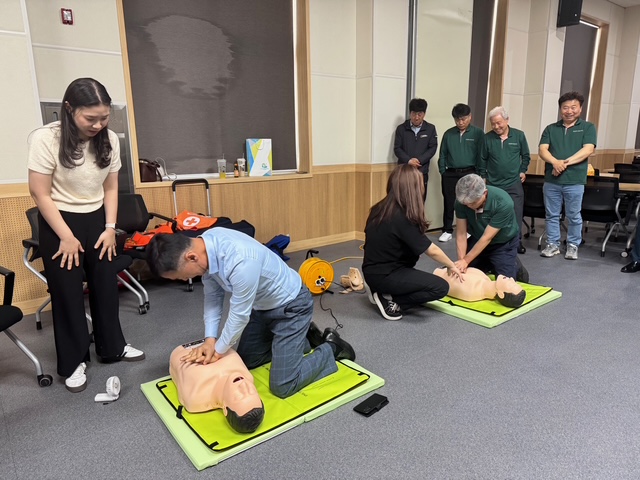 우리동네 건강지킴이 옥천버스 기사님, 심폐소생술(CPR) 교육 진행