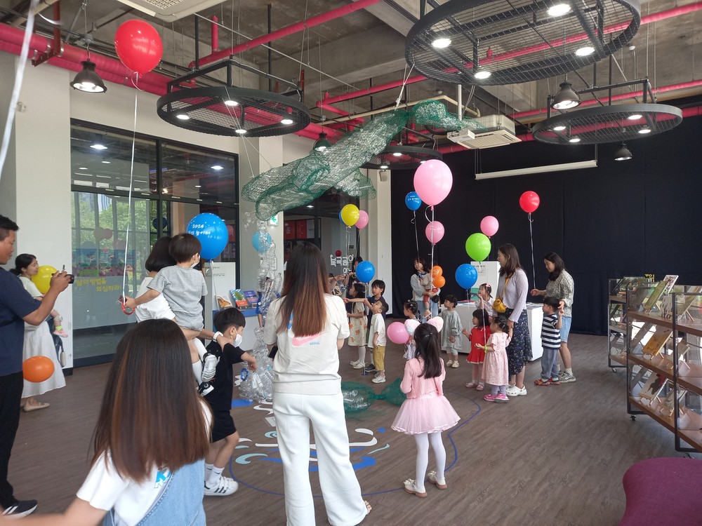 꿈의 놀이터 in 148아트스퀘어, 5월 20일 북아트 체험 프로그램 및 24년도 우수전시 앵콜전 오픈