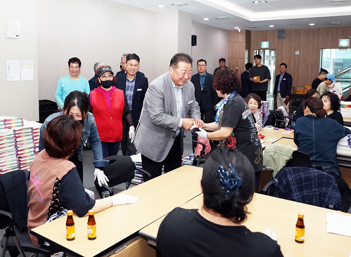 김경일 파주시장, 제21대 대선 선거공보 발송 종사자 격려