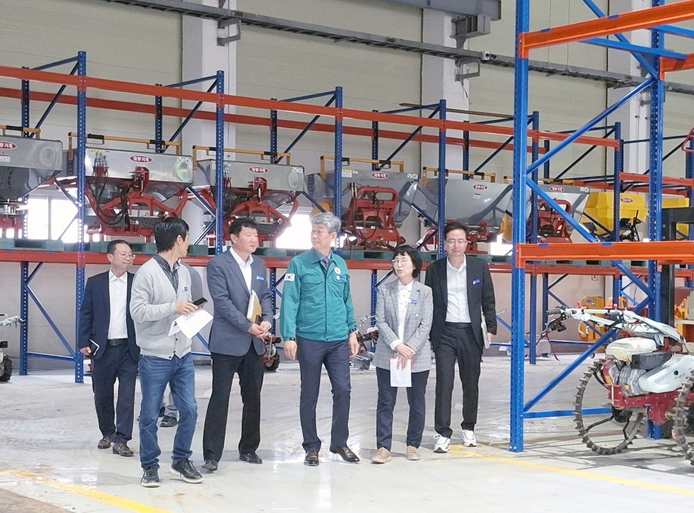 송광민 영광부군수, 농업기계임대사업소 현장 점검나서!