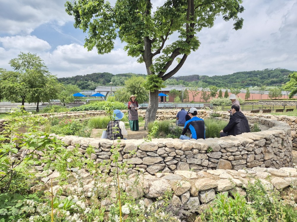 다산의 철학 품은 정원…남양주시, ‘해설이 있는 정원산책’ 첫 운영 성료