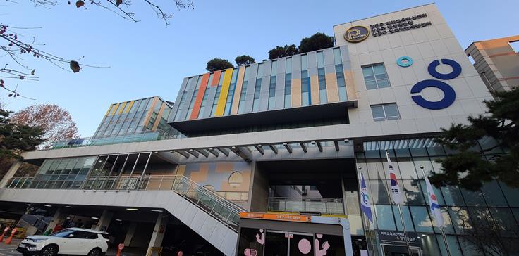 강동구 평생교육 열기 ‘활활’…연간 35만 원 지원 평생교육이용권 인기
