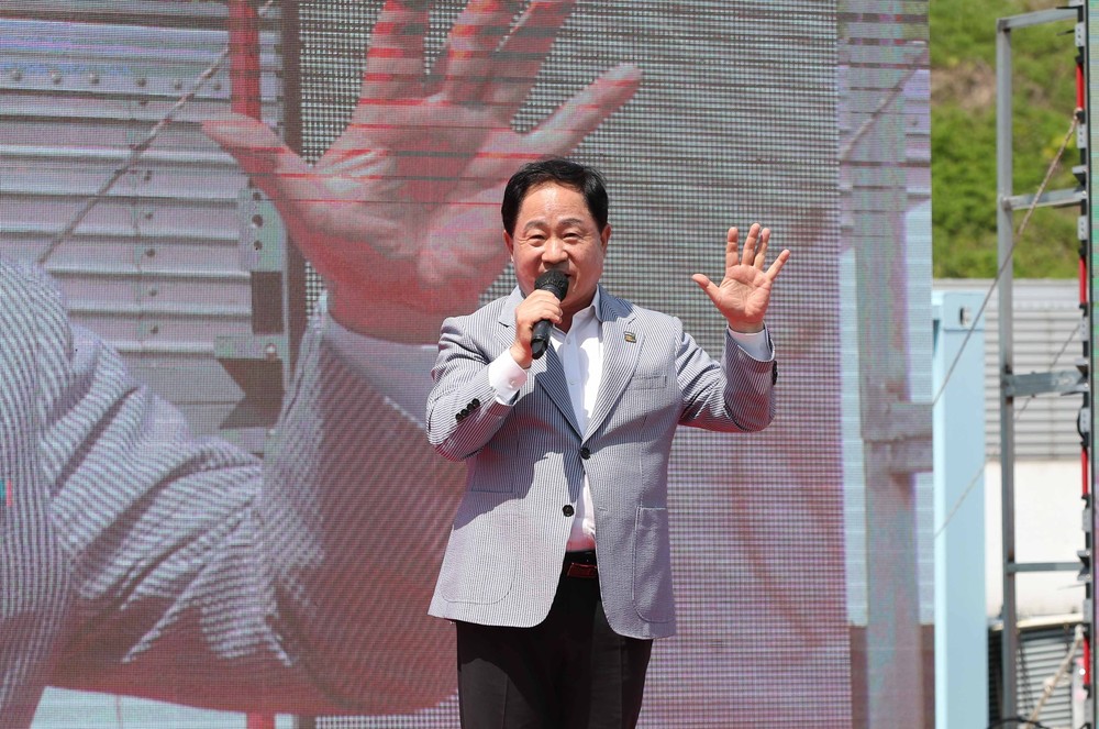‘서른 해의 동행, 새로운 내일로’…남양주시 노인복지관 30주년 기념식 열려