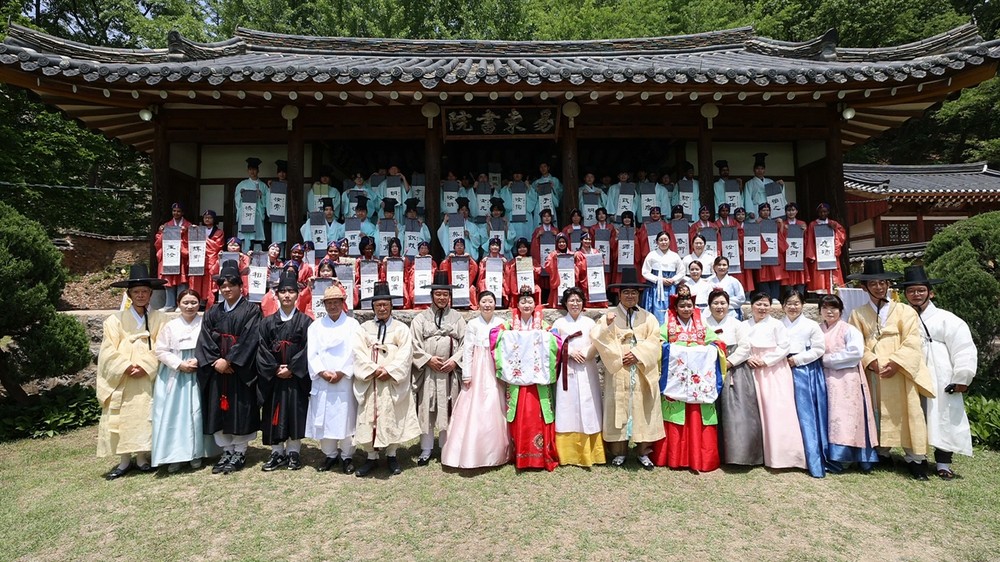 전통 성년례로 어른이 되는 첫걸음