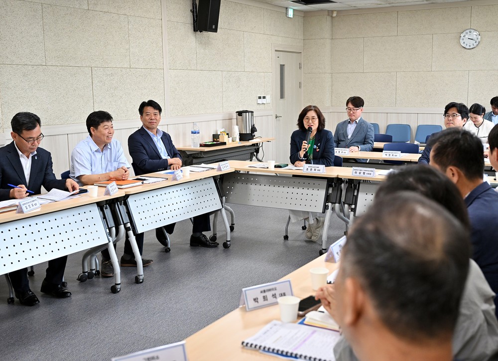 충북농업기술원, 사료곤충 민·관 산업협의체 출범