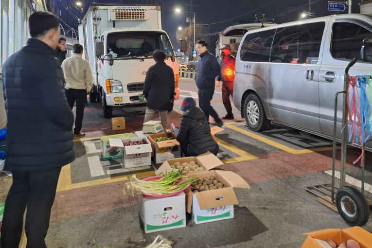 서구, 서부서와 양동시장 불법 노점 합동 단속