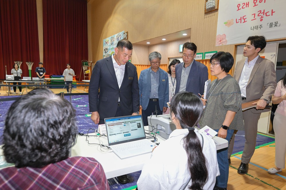 최원철 공주시장, 제21대 대통령선거 사전투표소 현장점검