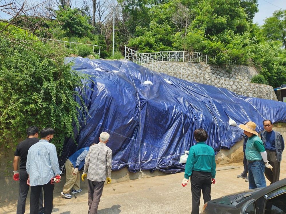 하망동, 장마 대비 비탈면 보강 작업 실시