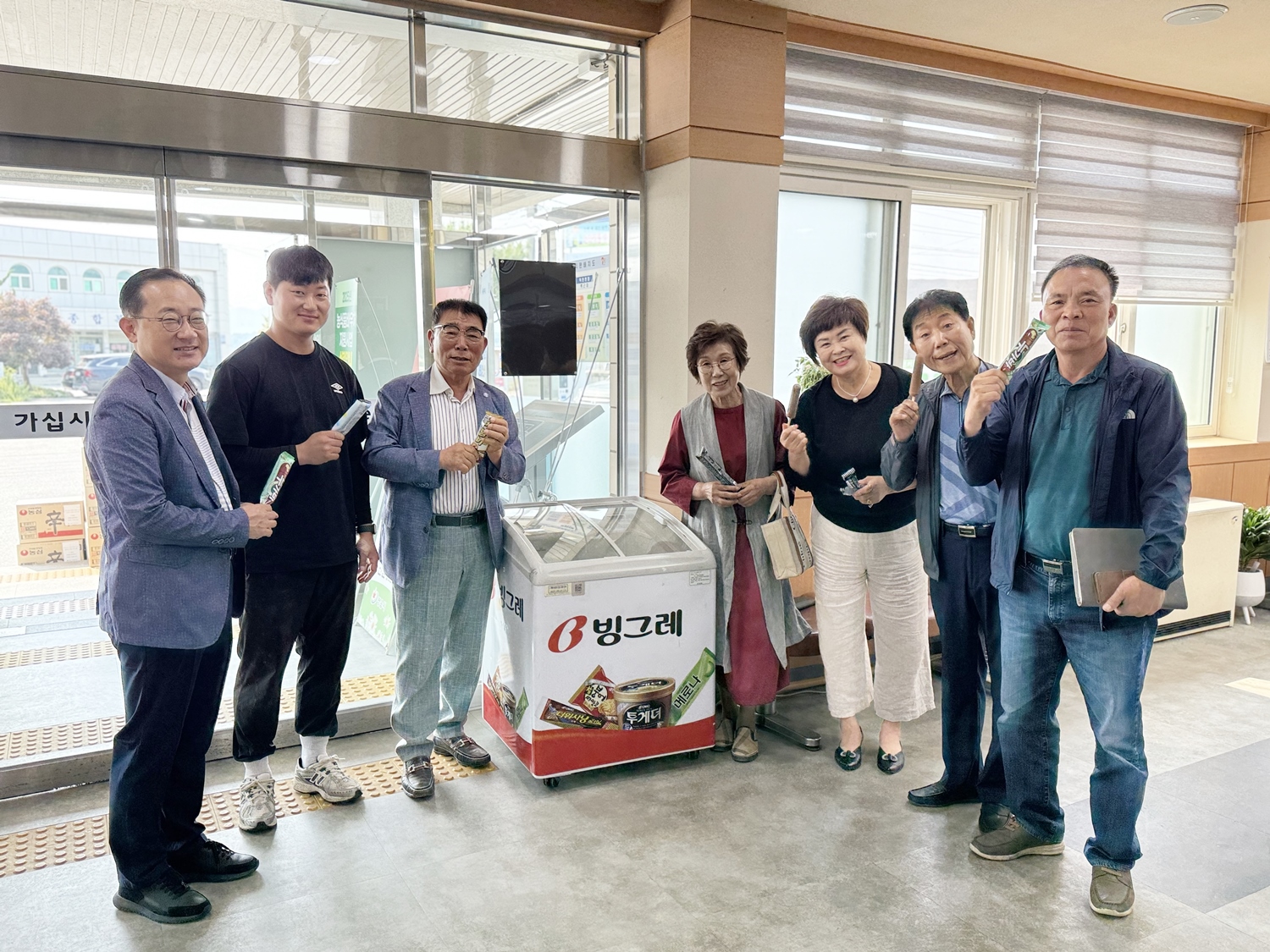 “아이스크림 하나에 웃음꽃 활짝”…정읍 덕천면, 아이스크림 방앗간 인기