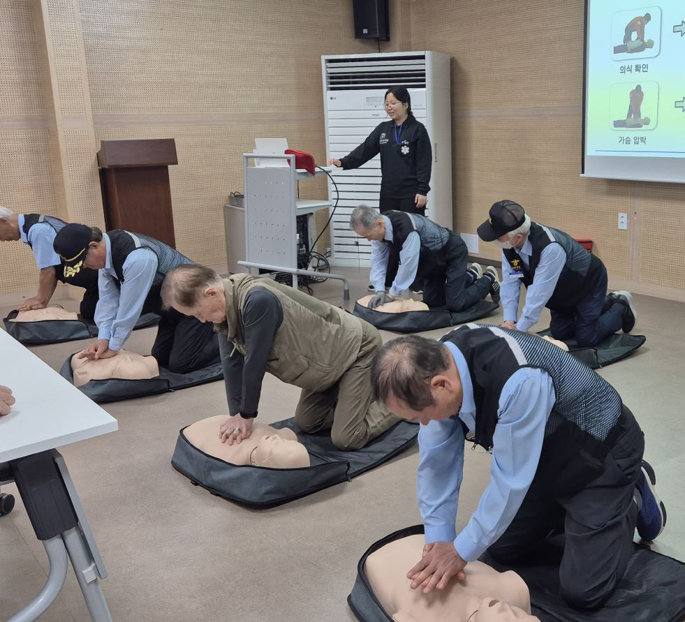 파주시 운정5동 실버경찰대, 응급처치 심폐소생교육 실시